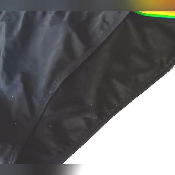 3/10 Hot Topic Bikini Bottom With Rainbow Elastic Waist 2XL Black Plus EUC - Picture 3 of 6